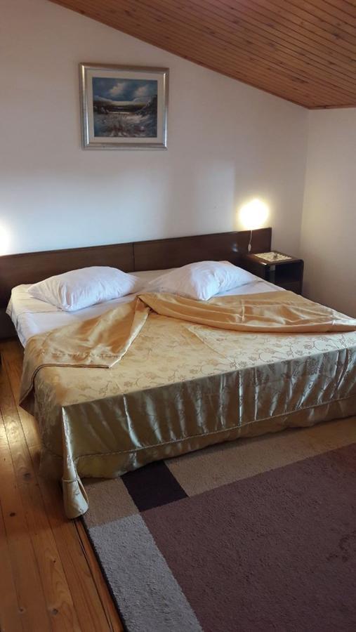 Apartments And Rooms Ana Pomer 217 Luaran gambar