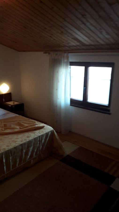Apartments And Rooms Ana Pomer 217 Luaran gambar